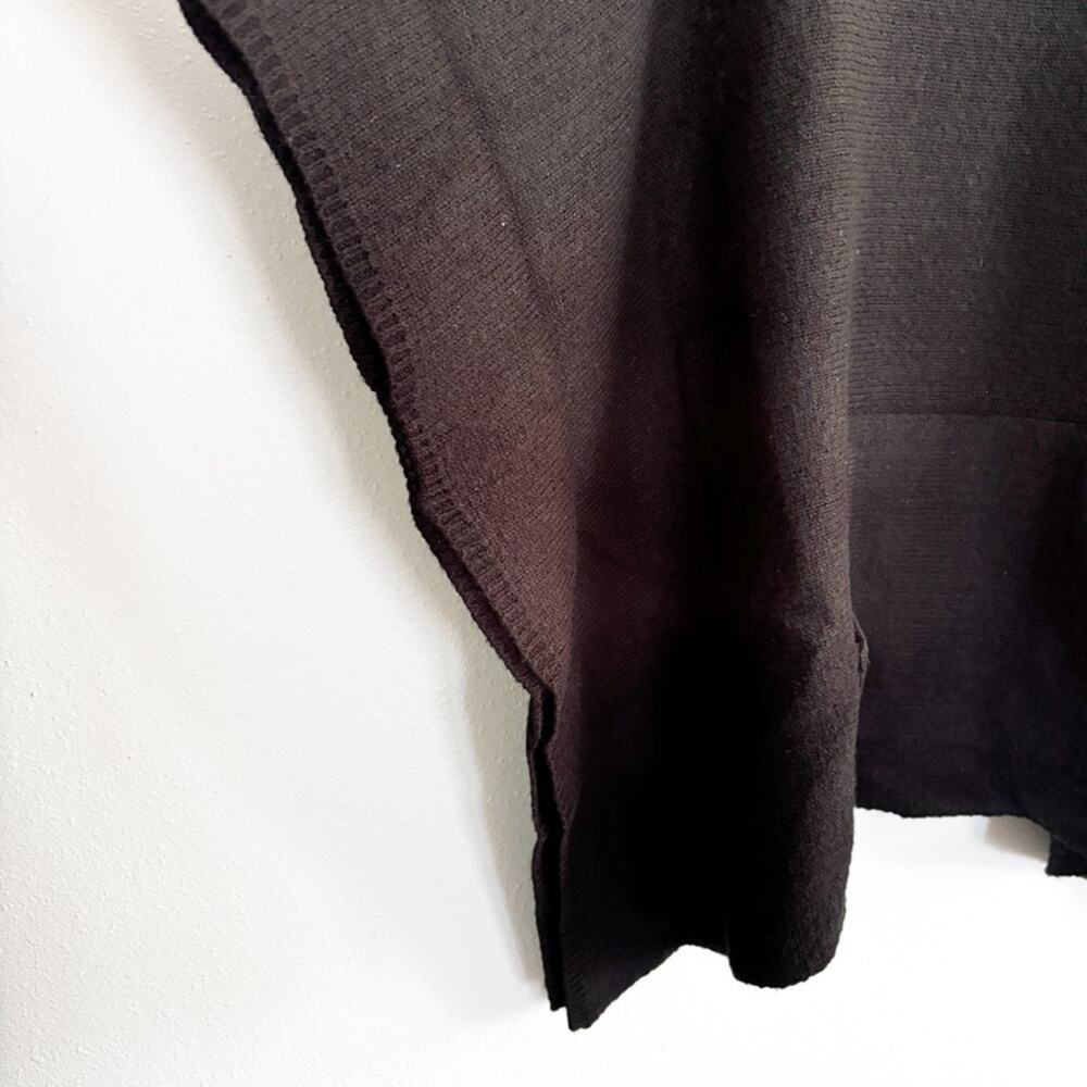 Madden One Size Black Sweater Poncho Braided Shoulder Front Pockets Cozy Staple - Picture 5 of 12